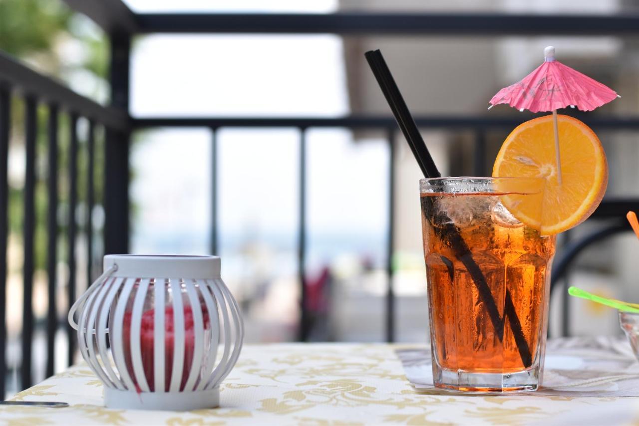 Lively Hotel Bellaria-Igea Marina Zewnętrze zdjęcie