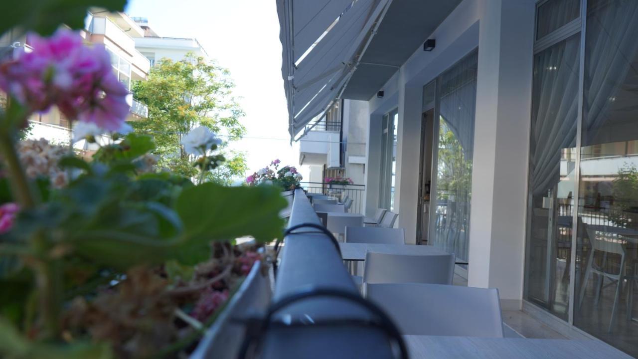 Lively Hotel Bellaria-Igea Marina Zewnętrze zdjęcie